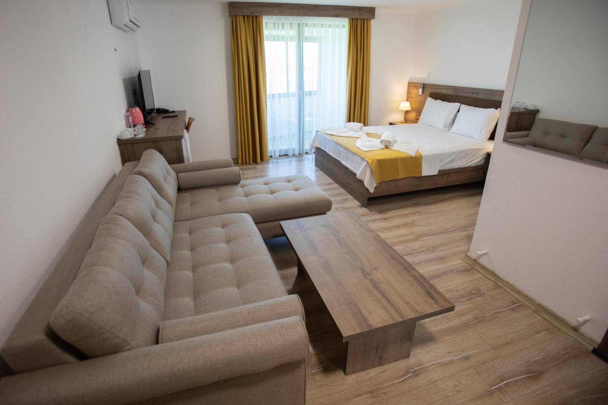 E87 Highway Otel Орен Экстерьер фото