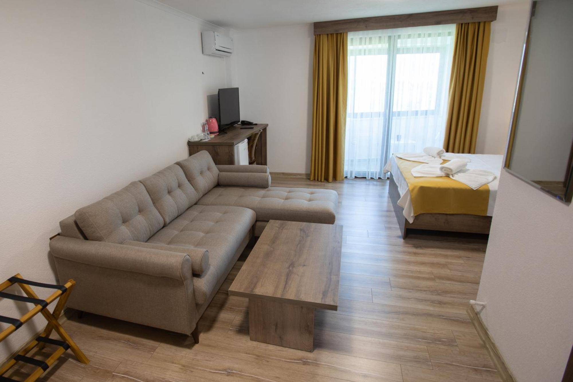 E87 Highway Otel Орен Экстерьер фото